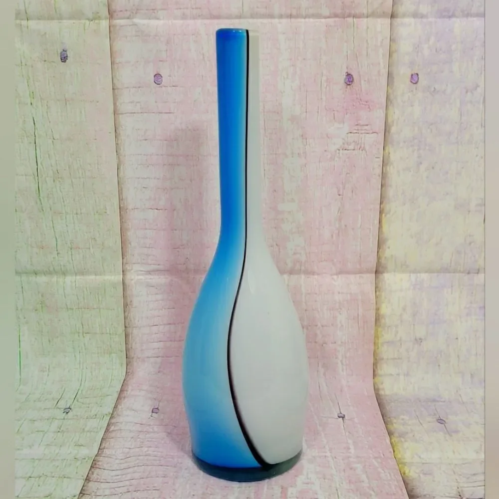 Blue and White Modern Contemporary Vase‎